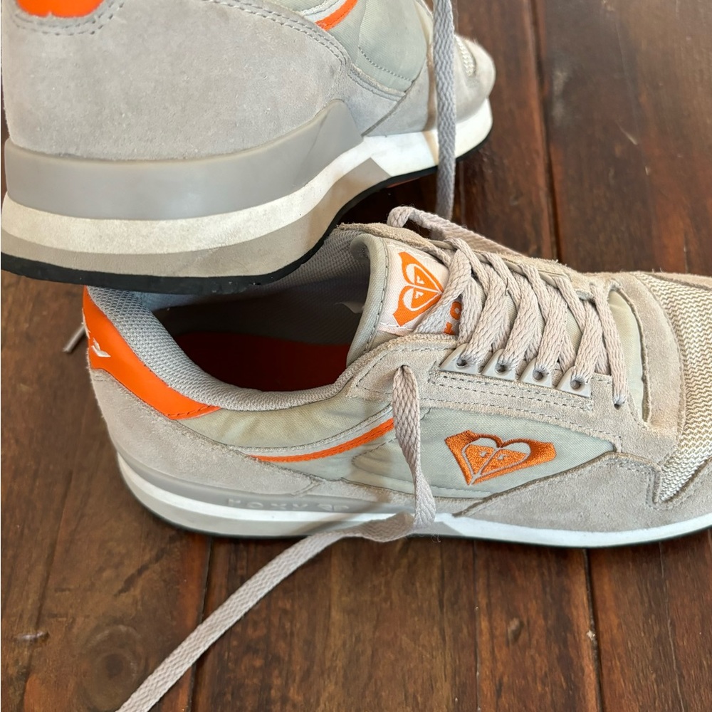 Women’s ROXY relay shoe- Y2K